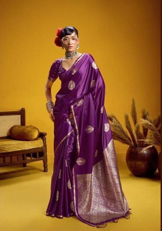 Munga Malbari Silk Copper & Silver Jori Hand Weaving Saree.