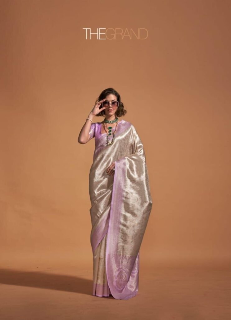 Broked Kachi Rekha Silver Jori Weaving Saree.
