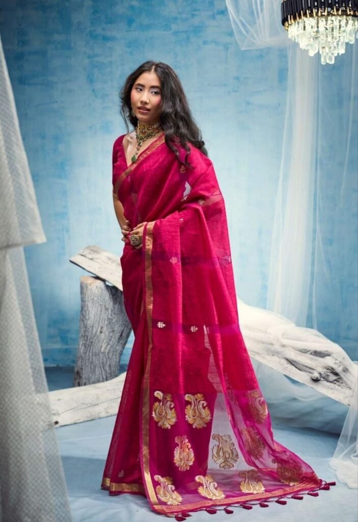 Nayel Matka Silk Sequence Weaving Saree with Organza Pallu.