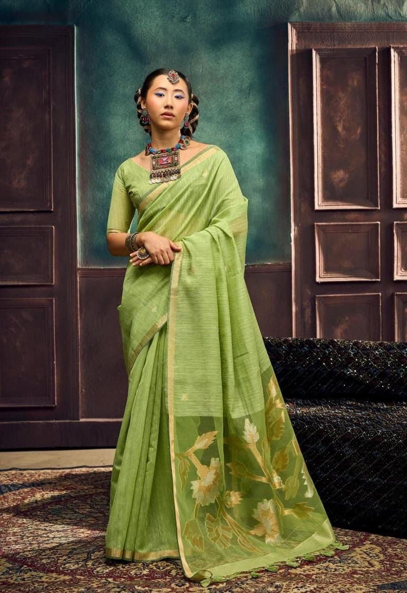 Matka Silk Organza Pallu Weaving Saree. - Image 5